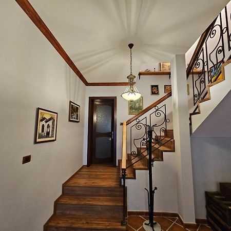 Vila Dani Near Castle And Old Bazar Krujë Екстериор снимка