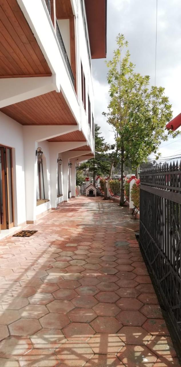 Vila Dani Near Castle And Old Bazar Krujë Екстериор снимка